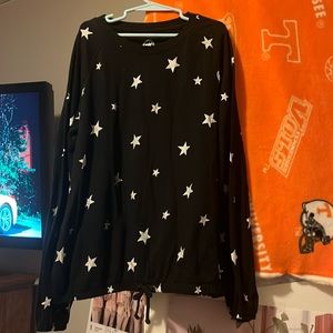 BLACK SHIRT WITH SLIVER STARS !!⭐️⭐️✨